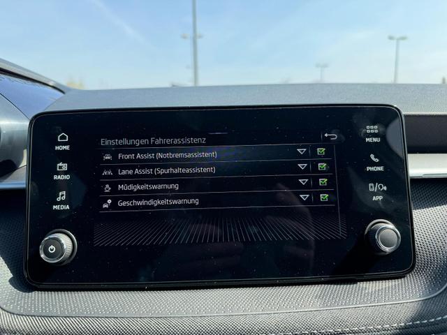 Skoda Fabia Top Selection 1.0 TSI DSG 85 kW / Frontscheibeheiz. Einparkhikfe V+H Mit Kamera Keyless Entry 