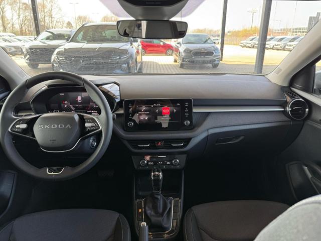 Skoda Fabia Selection 1.0 TSI DSG 85 kW / PDC H mit Kamera Front Assist 15 Zoll LM Felgen 