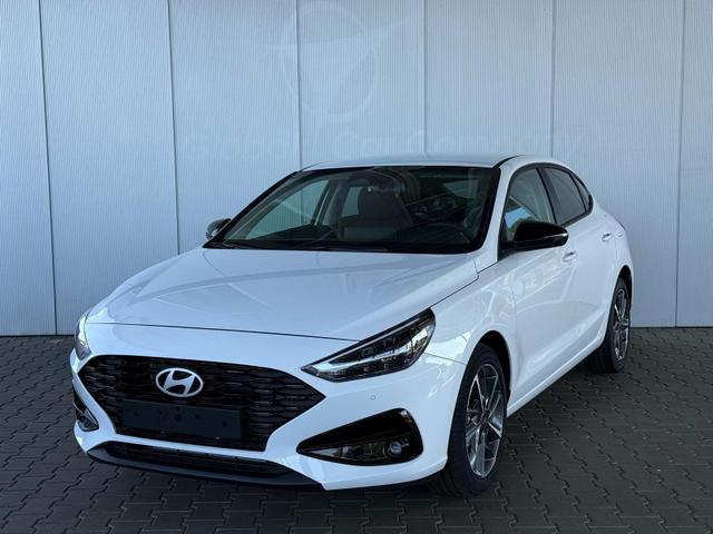 Hyundai i30 Fastback - 1.5 T-GDi MHEV 7DCT Prime / Navi Einparkhilfe V+H mit Kamera Keyless entry & go LED-Scheinw.