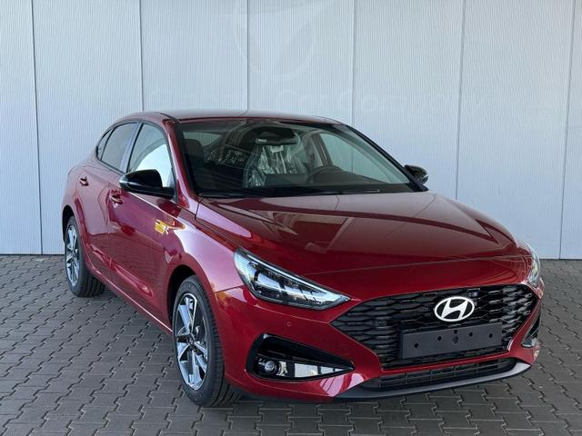 Hyundai i30 Fastback 1.5 T-GDi MHEV 7DCT Prime / Navi Einparkhilfe V+H mit Kamera Keyless entry & go LED-Scheinw. 