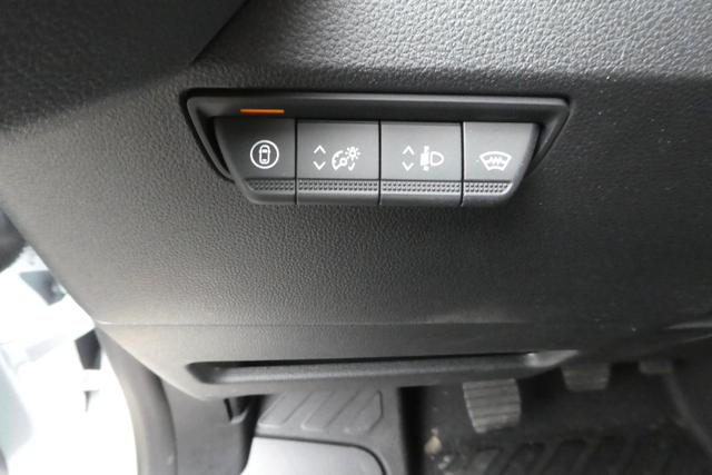 Renault Master Kastenwagen - FWD EXTRA 3,5T L3H2 2.0 dCi 150 / AHK LED R-Link Trennwand PDC V.&H./Kamera 270 Hecktüren
