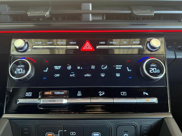 Hyundai SANTA FE 1.6 T-GDI PHEV 4WD Calligraphy / 6-Sitze Voll 