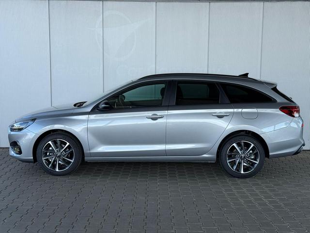 Hyundai i30 Kombi - PD GO Plus 1.5 DPI / Sitz + Lenkradheizung LED-Scheinw. Navi Tempomat 