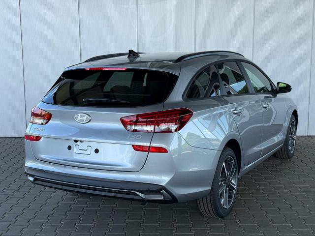 Hyundai i30 Kombi - PD GO Plus 1.5 DPI / Sitz + Lenkradheizung LED-Scheinw. Navi Tempomat 