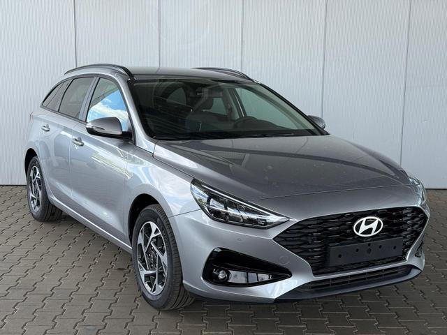 Hyundai i30 Kombi Comfort+1.5 GDI 6MT / Navi PDC V.&H. Kamera LED Carplay Sitz & Lenkr.Heiz. 