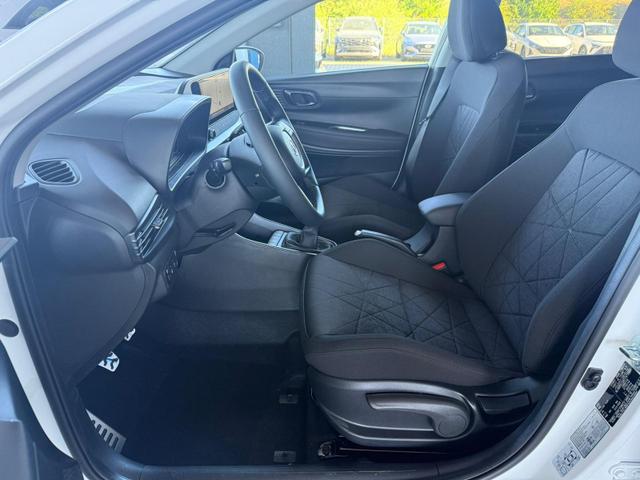 Hyundai BAYON 6MT1.0 T-GDI Premium mHEV / Bose Navi Keyless Klimaautom. LED Sitz & Lenkr.Heiz./ PDC V.&H./Kamera 