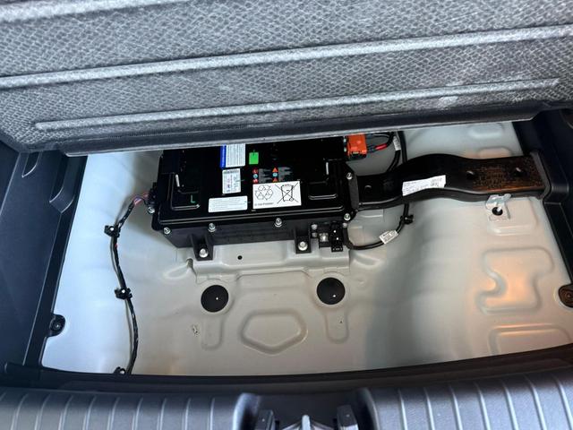 Hyundai BAYON 6MT1.0 T-GDI Premium mHEV / Bose Navi Keyless Klimaautom. LED Sitz & Lenkr.Heiz./ PDC V.&H./Kamera 