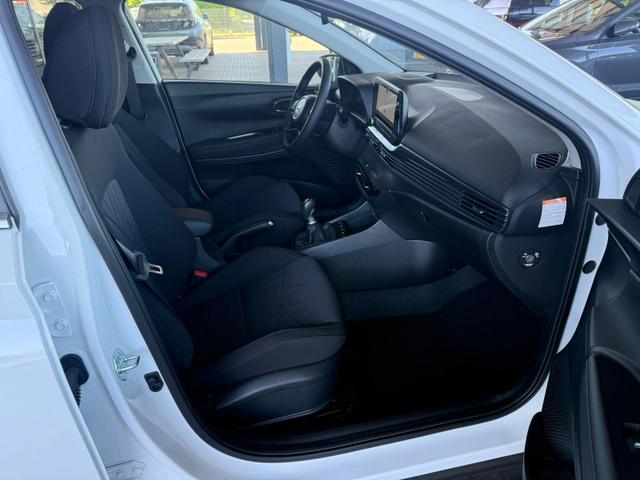 Hyundai BAYON 6MT1.0 T-GDI Premium mHEV / Bose Navi Keyless Klimaautom. LED Sitz & Lenkr.Heiz./ PDC V.&H./Kamera 