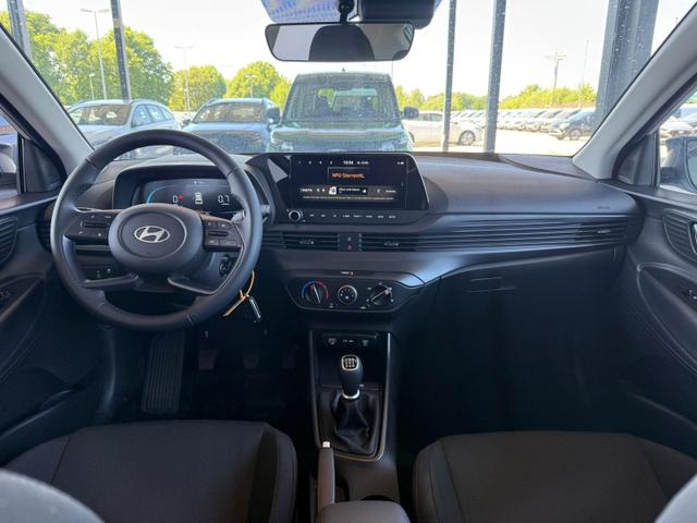Hyundai BAYON 1,2 MPI Comfort+ 5MT / Navi PDC m.Kamera Tempom. ALU 16 