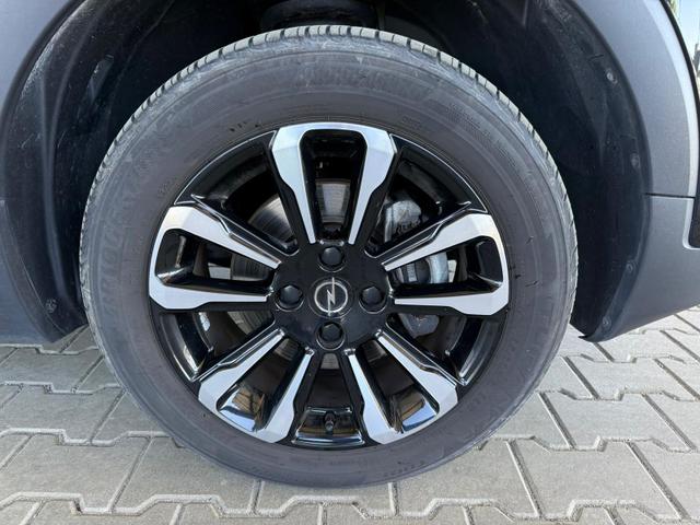 Opel Crossland 1.2 Turbo 110PS 6MT Elegance / Navi Panoramadach Klimaautom./ PDC v+h LED ALU16 