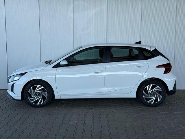 Hyundai i20 5 MT 84 PS 1.2 MPI Comfort Smart / PDC m.Kamera Tempom./ Carplay ALU16 