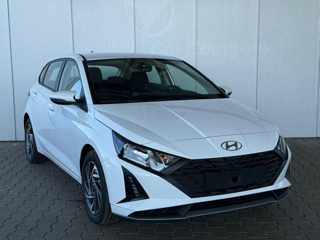 Hyundai i20 5 MT 84 PS 1.2 MPI Comfort Smart / PDC m.Kamera Tempom./ Carplay ALU16 