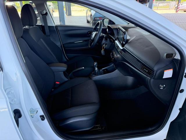 Hyundai i20 6 MT 100 PS mHev 1.0 T-GDI Comfort / PDC m.Kamera Tempom./ Carplay ALU16 