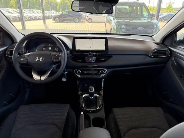 Hyundai i30 Kombi Smart 1.5 GDI 6MT 