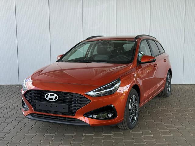 Hyundai i30 Kombi - Comfort+1.5 GDI 6MT / Navi PDC V.&H. Kamera LED Carplay Sitz & Lenkr.Heiz.