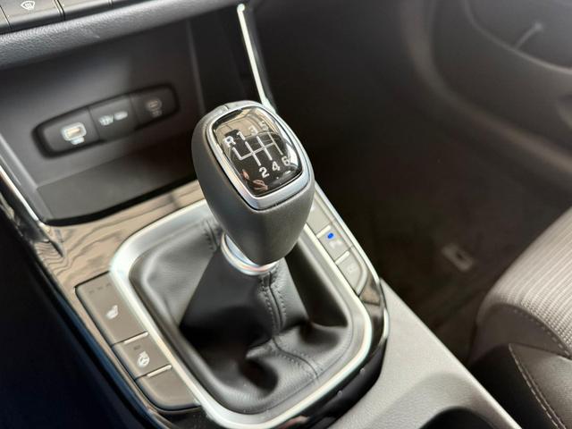 Hyundai i30 Kombi Comfort+1.5 GDI 6MT / Navi PDC V.&H. Kamera LED Carplay Sitz & Lenkr.Heiz. 