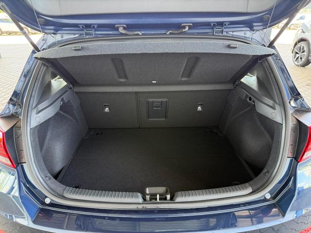 Hyundai i30 GO 1.5 DPI / Sitz + Lenkradh./ LED Navi Tempomat Alu16 PDC V.&H.m.Kamera 
