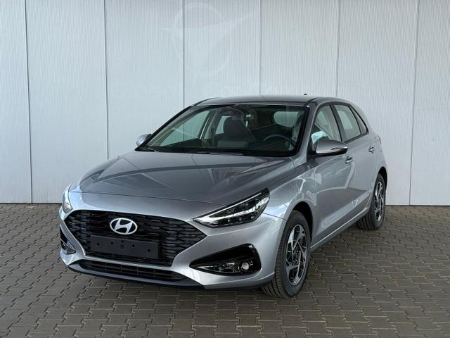 Hyundai i30 - GO 1.5 DPI / Sitz + Lenkradh./ LED Navi Tempomat Alu16 PDC V.&H.m.Kamera