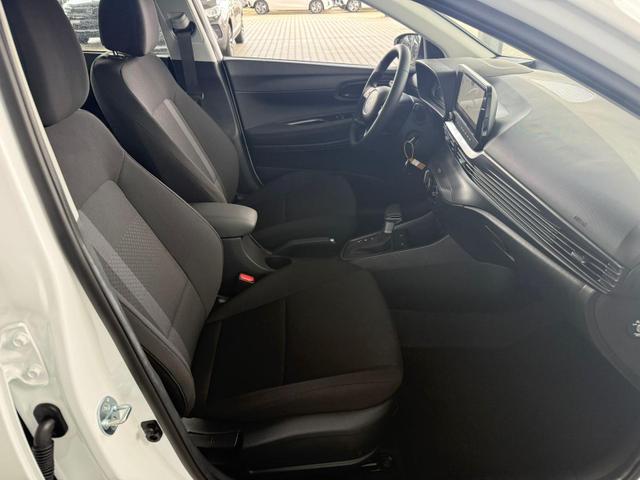 Hyundai i20 7DCT 100 PS 1.0 T-GDI mHEV Comfort Smart / PDC m.Kamera Tempom./ Carplay ALU16 