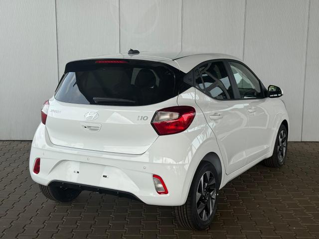 Hyundai i10 1.2 MPi Automatik Smart 5 Sitzer / PDC m. Kamera Sitz & Lenkr.Heiz./ Navi ALU15 