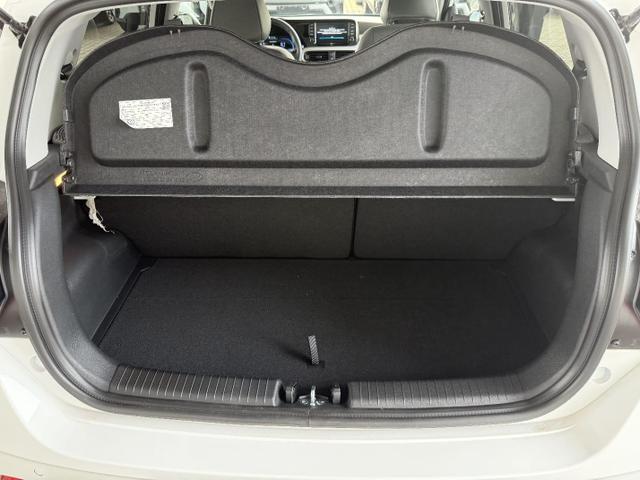 Hyundai i10 1.2 MPi Automatik Smart 5 Sitzer / PDC m. Kamera Sitz & Lenkr.Heiz./ Navi ALU15 
