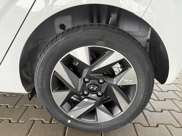 Hyundai i10 1.2 MPi Automatik Smart 5 Sitzer / PDC m. Kamera Sitz & Lenkr.Heiz./ Navi ALU15 