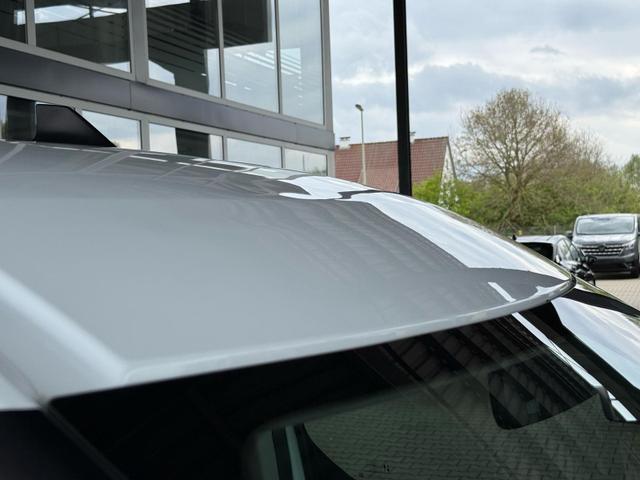 Ford Tourneo Courier 1.0 Ecoboost 125 PS Titanium / Carplay PDC V.&H.m.Kamera Sitz & Lenkr.Heiz./ ALU16 