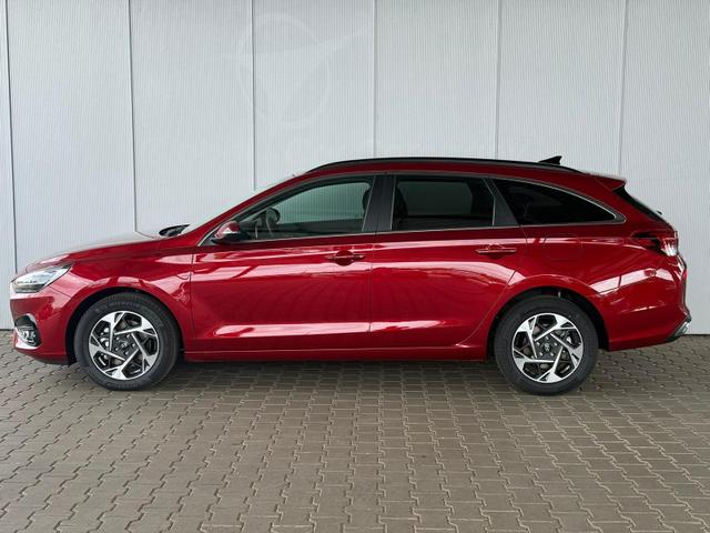 Hyundai i30 Kombi Style 1.5 T-GDI mHEV 6MT / Navi LED Sitz & Lenkr.Heiz Keyless PDC V.&H. Kamera Alu16 