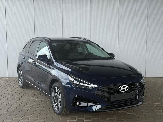 Hyundai i30 Kombi Comfort+1.5 GDI 6MT / Navi PDC V.&H. Kamera LED Carplay Sitz & Lenkr.Heiz. 