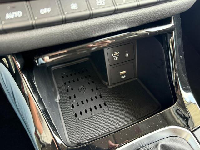 Hyundai i30 Kombi Style 1.5 T-GDI mHEV 6MT / Navi LED Sitz & Lenkr.Heiz Keyless PDC V.&H. Kamera Alu16 