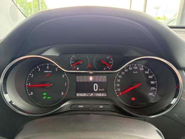 Opel Crossland 1.2 turbo 110PK 6MT Elegance Panoramadach / Klima Automatic PDC v+h 