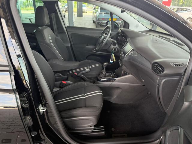 Opel Crossland 1.2 turbo 110PK 6MT Elegance Panoramadach / Klima Automatic PDC v+h 