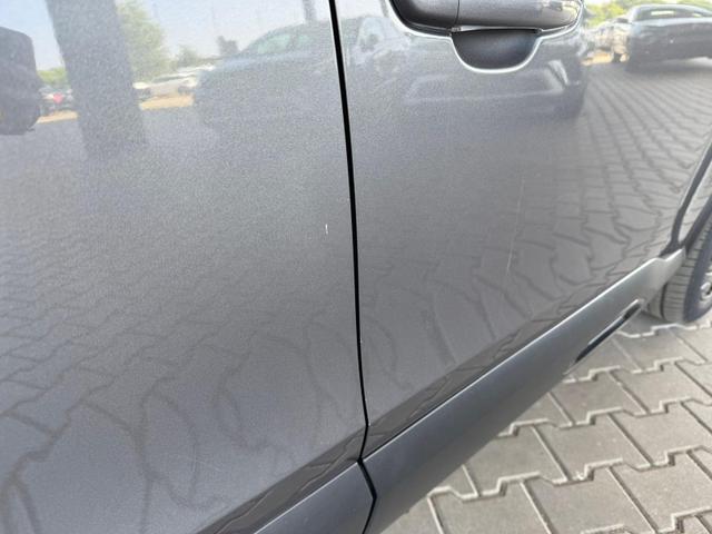 Citroën C4 Plus 1.2 ESS 130 PS EAT8 / Navi PDC m.Kamera LED Tempom. Alu 18 