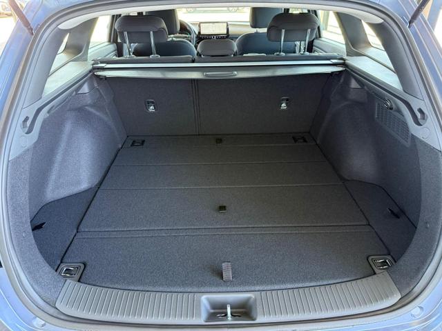 Hyundai i30 Kombi Comfort 1.5 T-GDI /Navi / PDC V+H.m.Kamera LED ALU16 Carplay Kurvenlicht 
