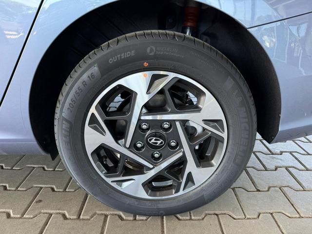 Hyundai i30 Kombi Comfort 1.5 T-GDI /Navi / PDC V+H.m.Kamera LED ALU16 Carplay Kurvenlicht 