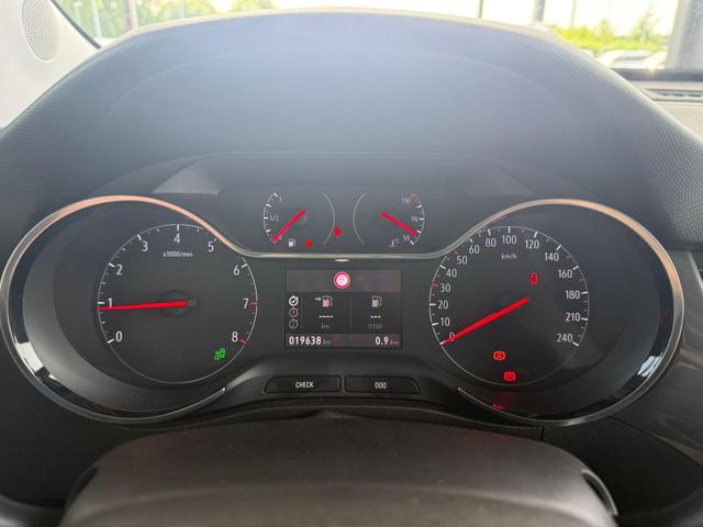 Opel Crossland 1.2 turbo 110PK 6MT Elegance Panoramadach / Klima Automatic PDC v+h 
