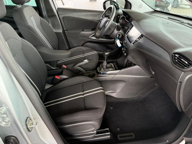 Opel Crossland 1.2 turbo 110PK 6MT Elegance Panoramadach / Klima Automatic PDC v+h 
