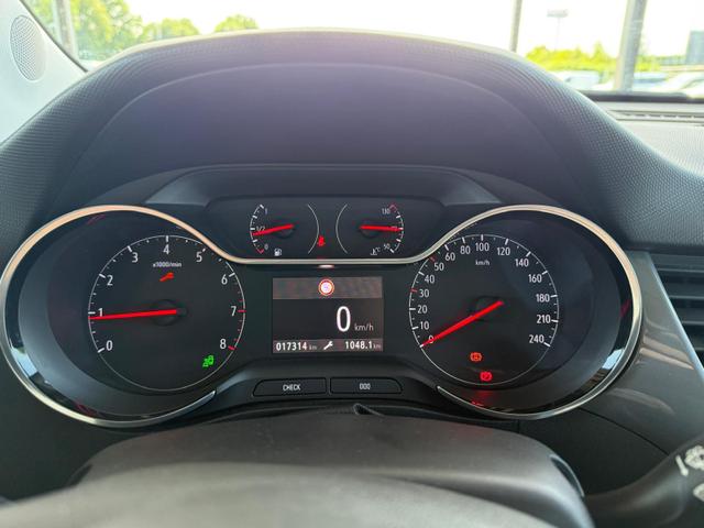 Opel Crossland 1.2 turbo 110PK 6MT Elegance Panoramadach / Klima Automatic PDC v+h 