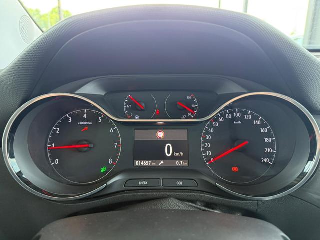 Opel Crossland 1.2 turbo 110PK 6MT Elegance Panoramadach / Klima Automatic PDC v+h 