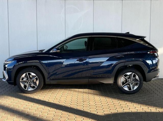 Hyundai TUCSON NX4 GO 1,6 T-GDi 2WD 6MT 160 PS / Sitz + Lenkradheizung LED-Scheinw./ Navi Einparkhilfe V+H mit Kamera 