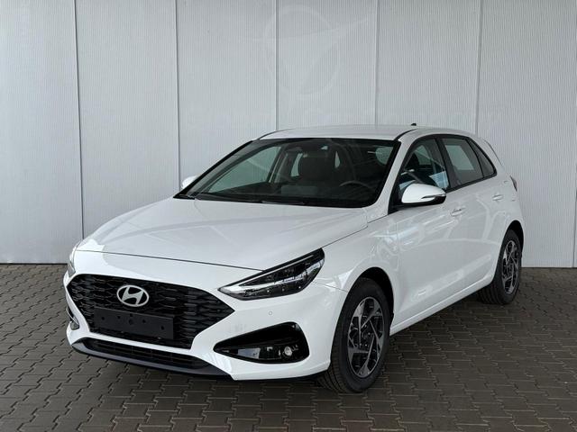 Hyundai i30 - GO 1.5 DPI / Sitz + Lenkradh./ LED Navi Tempomat Alu16 PDC V.&H.m.Kamera