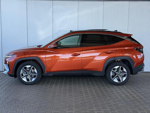 Hyundai TUCSON NX4 GO 1,6 T-GDi 2WD 6MT 160 PS / Panoramadach Sitz + Lenkradheizung LED-Scheinw./ Navi Einparkhilfe V+H mit Kamera 