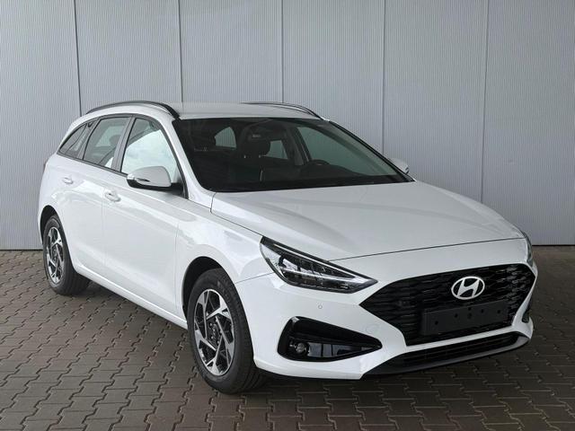 Hyundai i30 Kombi GO 1.5 DPI 97 PS / Sitz + Lenkradh./ LED Navi Tempomat Alu16 PDC V.&H.m.Kamera 