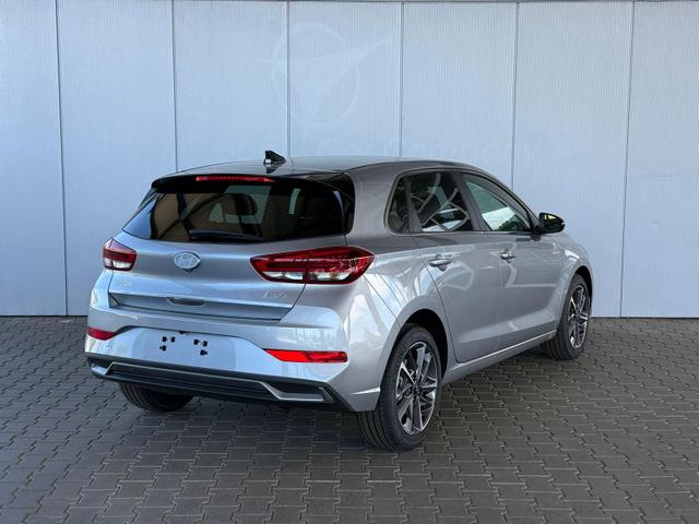Hyundai i30 GO Plus 1.5 TGDI DCT 48V Go! Paket / Navi PDC V.&H.m.Kamera Keyless LED Sitz & Lenkr.Heiz /Klimaautom./ ALU17 