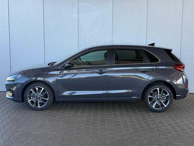 Hyundai i30 GO Plus 1.5 TGDI DCT 48V Go! Paket / Navi PDC V.&H.m.Kamera Keyless LED Sitz & Lenkr.Heiz /Klimaautom./ ALU17 