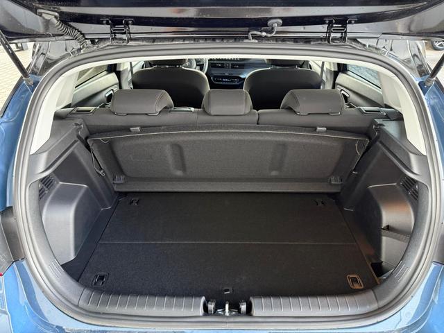 Hyundai i20 1.2MPi 5MT Emotion / Navi PDC-Kamera Sitz & Lenkr.Heiz./ LED m.Kurvenl. Klimaautom./ ALU16 