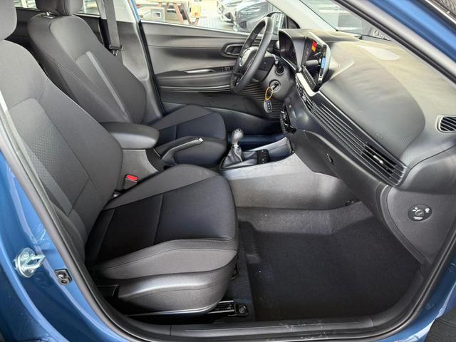 Hyundai i20 1.2MPi 5MT Emotion / Navi PDC-Kamera Sitz & Lenkr.Heiz./ LED m.Kurvenl. Klimaautom./ ALU16 