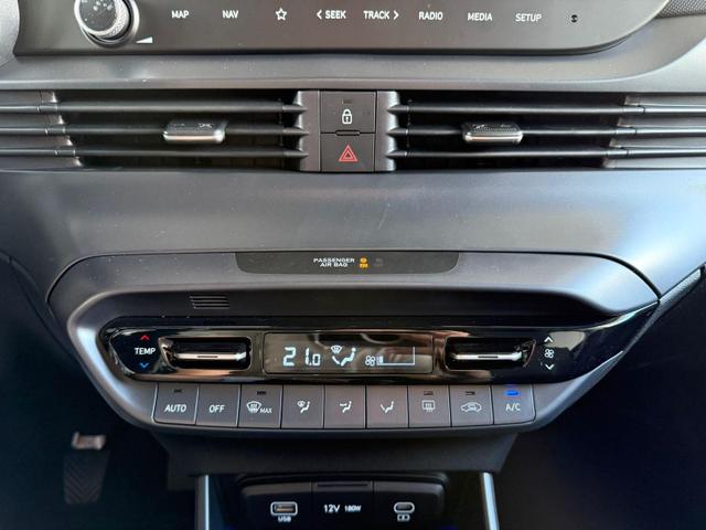 Hyundai i20 1.2MPi 5MT Emotion / Navi PDC-Kamera Sitz & Lenkr.Heiz./ LED m.Kurvenl. Klimaautom./ ALU16 