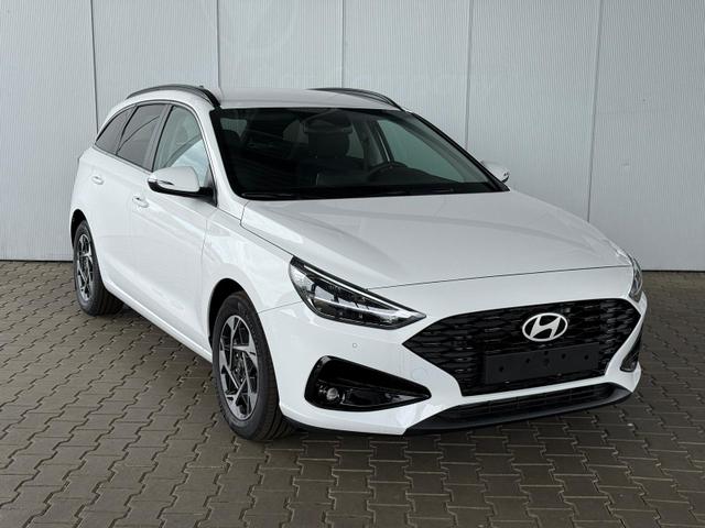 Hyundai i30 Kombi - Style 1.5 T-GDI mHEV 6MT / Navi LED Sitz & Lenkr.Heiz Keyless PDC V.&H. Kamera Alu16