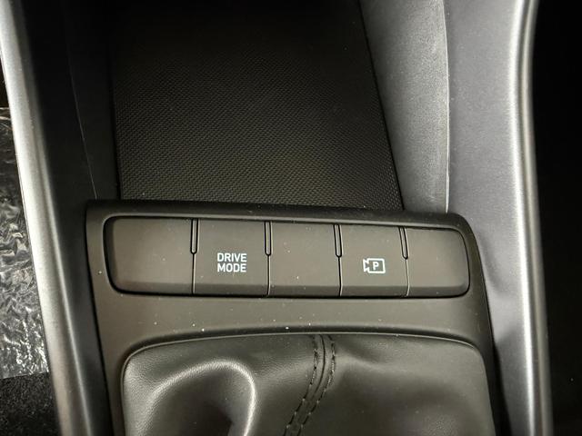 Hyundai BAYON 1.0 T-GDi Comfort 100 PS 6MT / Navi PDC + Kamera Tempom./ Carplay 